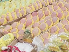 -三亚新鸿港水果一级批发市场