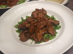 -闫府私房菜·老字号(恒隆店)