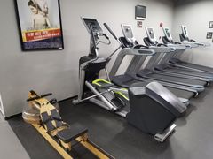 -AK健身普拉提拉伸私教馆(中八店)
