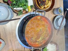 -野山舂·贵州现舂酸汤牛肉(东山店)