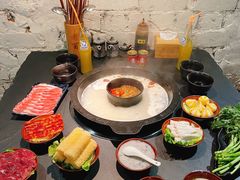 -老酉火锅(阳明古镇店)