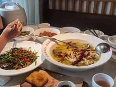 -新辣宴·湖南家常菜·商务聚餐(中粮创芯店)