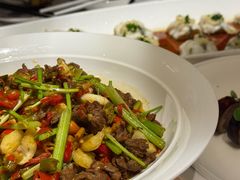 辣椒芹菜炒黄牛肉-彩虹之约•淮扬家宴(亚运村店)