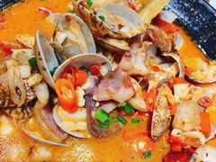 -老闵田螺馆·南昌特色小炒(梦时代店)