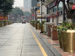 -八一好吃街·高品美食广场