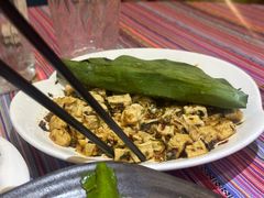 -香巴拉云南餐厅(华莱坞店)