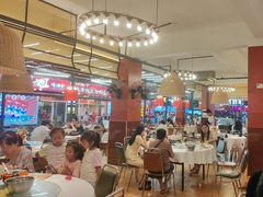 -刘姐啤酒鱼民族演艺餐厅(西街总店)