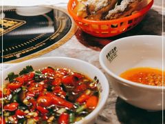 -禄婶鸡煲·打边炉