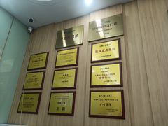 -上海仁爱医院口腔科 · 种植