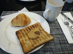 -浦东绿地铂骊酒店-POYA西餐厅(绿地东海岸国际广场店)