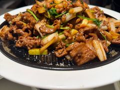 葱爆小羔羊肉-悦融琥珀·京鲁菜·海味珍品(西单店)