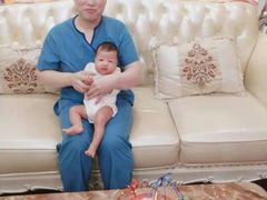 -爱月宝月嫂·育儿嫂(哈尔滨总店)