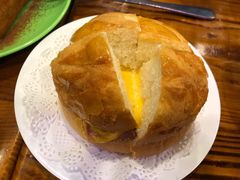 Big&nbsp;men菠萝包-澳门陈光记烧味饭店(南京德基广场店)