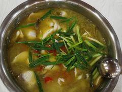 -乡土特色.冷锅鱼.牦牛肉汤锅