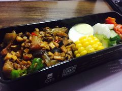 干烧牛筋五件-盒悦高端盒饭(中海国际中心店)