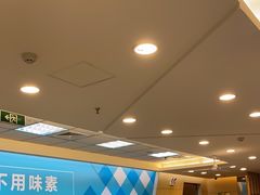 -灵芝妹子海鲜米线(瓦房店新玛特店)
