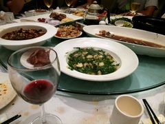 -品悦酒店(三林古镇店)