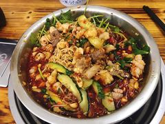 -周良天山牛杂城(天山路总店)