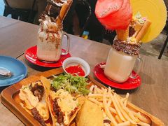 -Benjamin Browns Bistro & Bakery