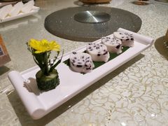 冰冻椰汁红豆糕-龙悦湾酒家·八阵鱼生·渔人码头店