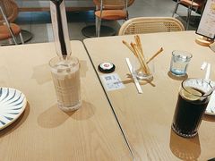 -必胜客(大宁路店)