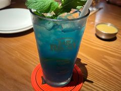 蓝色蜜桃-MR.ROCKY洛奇先生·西餐&酒吧(太古仓店)