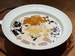 -RUXU入续糖水铺与包(卓悦中心店)