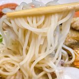 酥酥脆脆，香而不油。热乎的时候更好吃