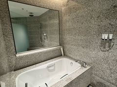 -上海外滩茂悦大酒店