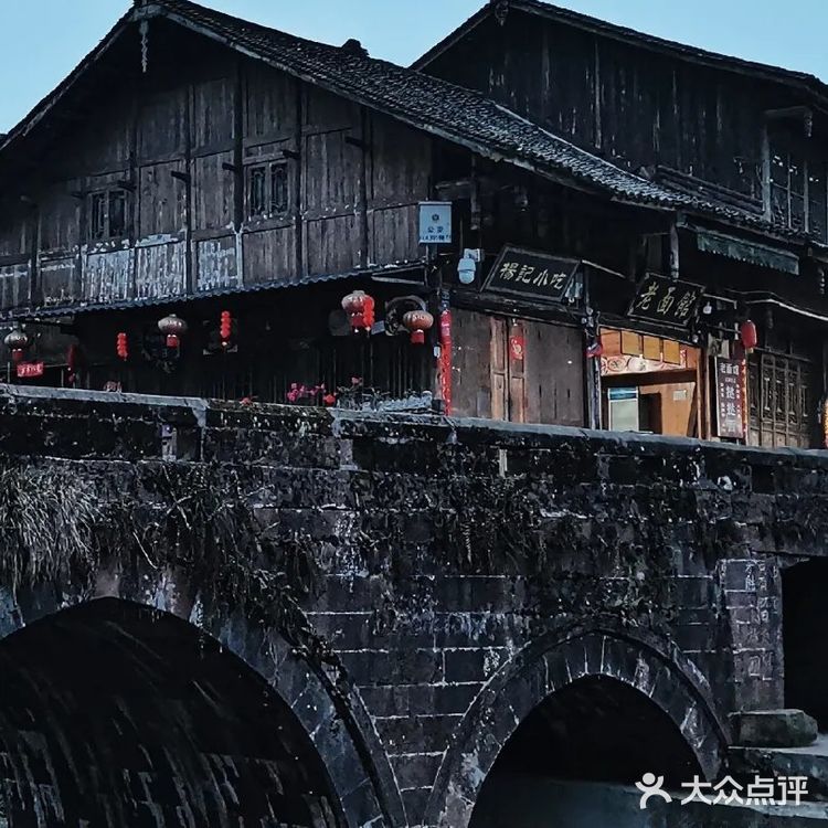 上里古镇没有被商业化