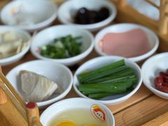 -双桥园·云南过桥米线(古城南门店)