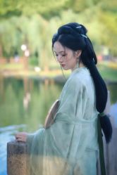 -一揽芳华汉服旗袍体验馆(拙政园店)