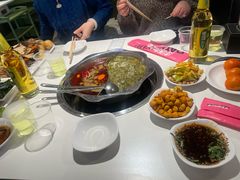 -佰人王串串香火锅(洋珠巷店)