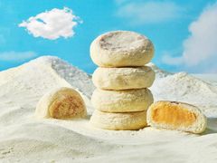 白雪奶黄面包-85度C(上海松江九亭店)