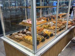 -焙丽拾光(麦凯乐直营店)