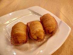 金牌榴莲酥-唐宫海鲜舫