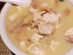 -渝信川菜 · 川味家常菜(长安店)
