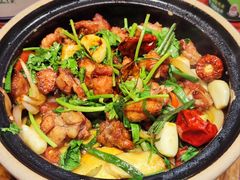 -沙胆彪炭炉牛杂煲(上海日月光广场店)