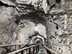 -龙水峡地缝景区