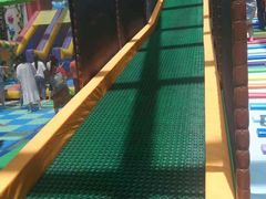 -蒙特利亲子乐园