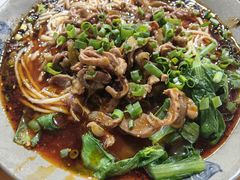 泡椒鸡杂米线-丁丁猫重庆小面(徐州路店)