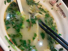 -螺小胖柳州螺蛳粉(钟楼总店)