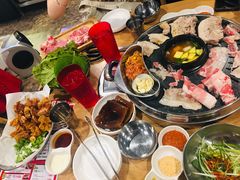 -江南猪肉商会无限续吃(弘大店)