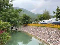 -十万大山布透温泉