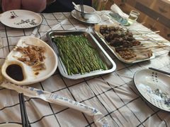 -顶峰夜宴·龙虾烧烤大排档(九江学院店)