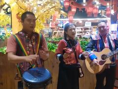 -老滇山寨•云南特色菜•地方菜•民族风情歌舞表演(金碧店)