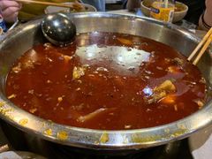 -肖肖酸萝卜鱼火锅(总店)