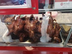 -王浩儿纪六孃甜皮鸭(凌云大厦店)
