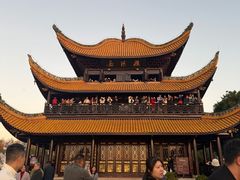 -巴陵广场