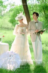 -现代经典婚纱摄影